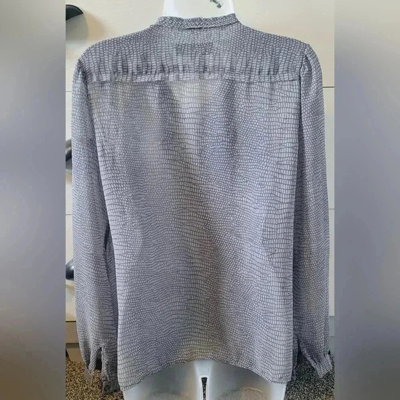 Michael Michael Kors Blue Sheer Shirt with Front Tie, Size Small - Picture 8 of 11